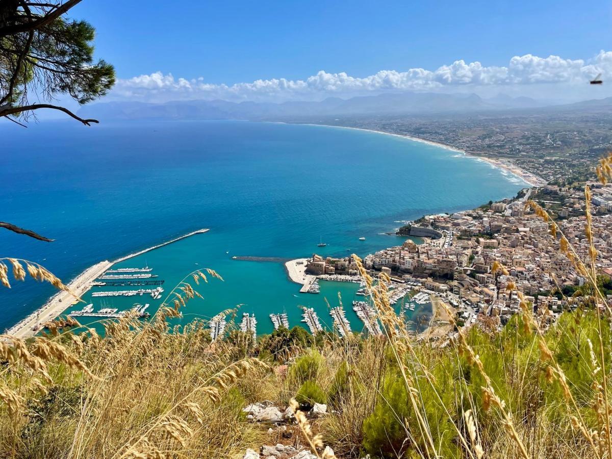 Castello A Mare Apartment Castellammare del Golfo Bagian luar foto